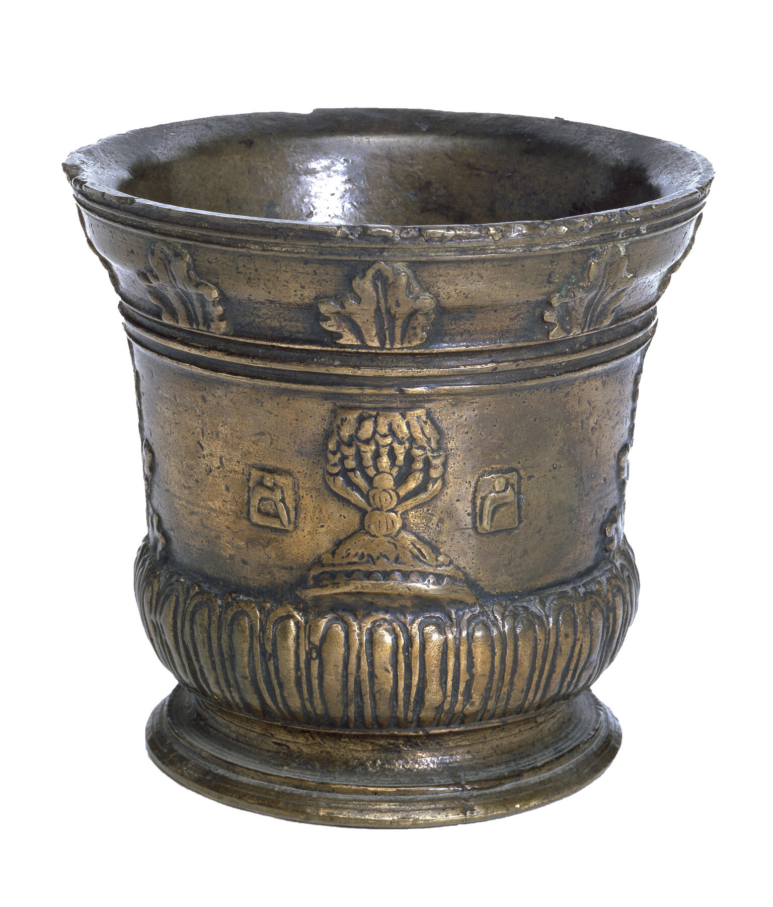 Bronze mortar decorated with a seven-branched candelabrum, flanked with the Hebrew letters mem and resh.